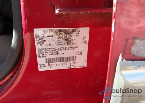 2004 Ford Excursion Eddie Bauer z USA, uszkodzony, nr VIN 1FMSU45P34EB95106